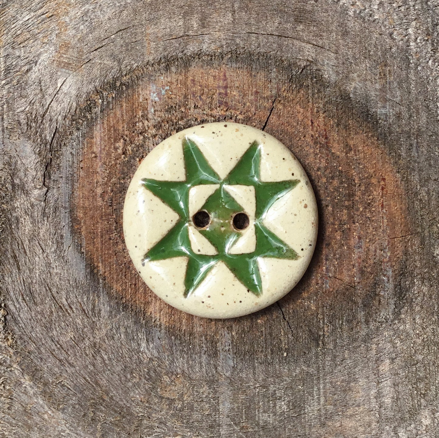 Rustic Style Ohio Star Stoneware Button 7/8"