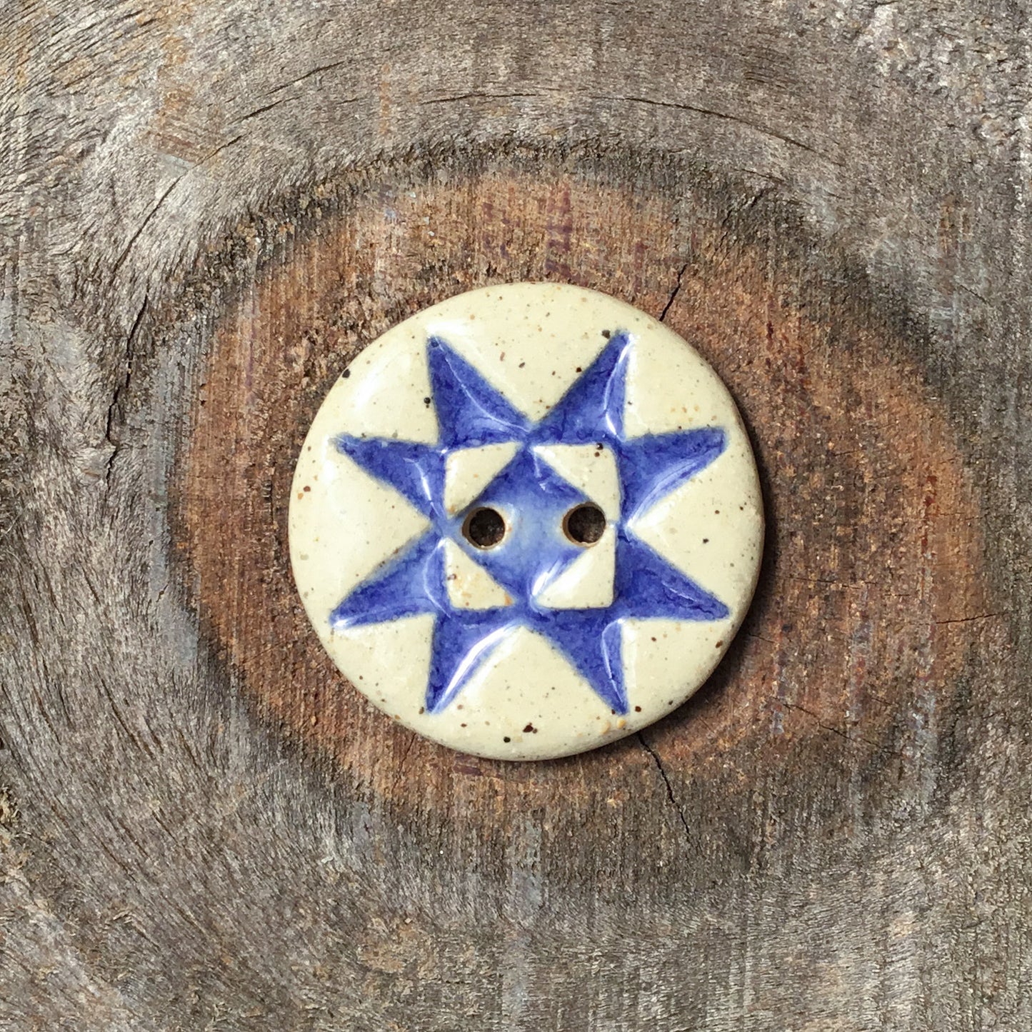 Rustic Style Ohio Star Stoneware Button 7/8"