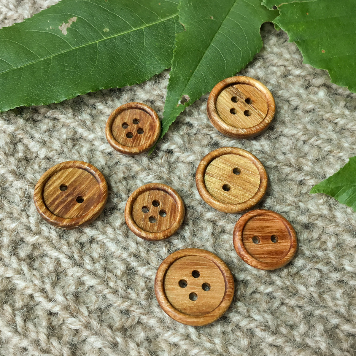New Style! Bead Rim Wood Buttons