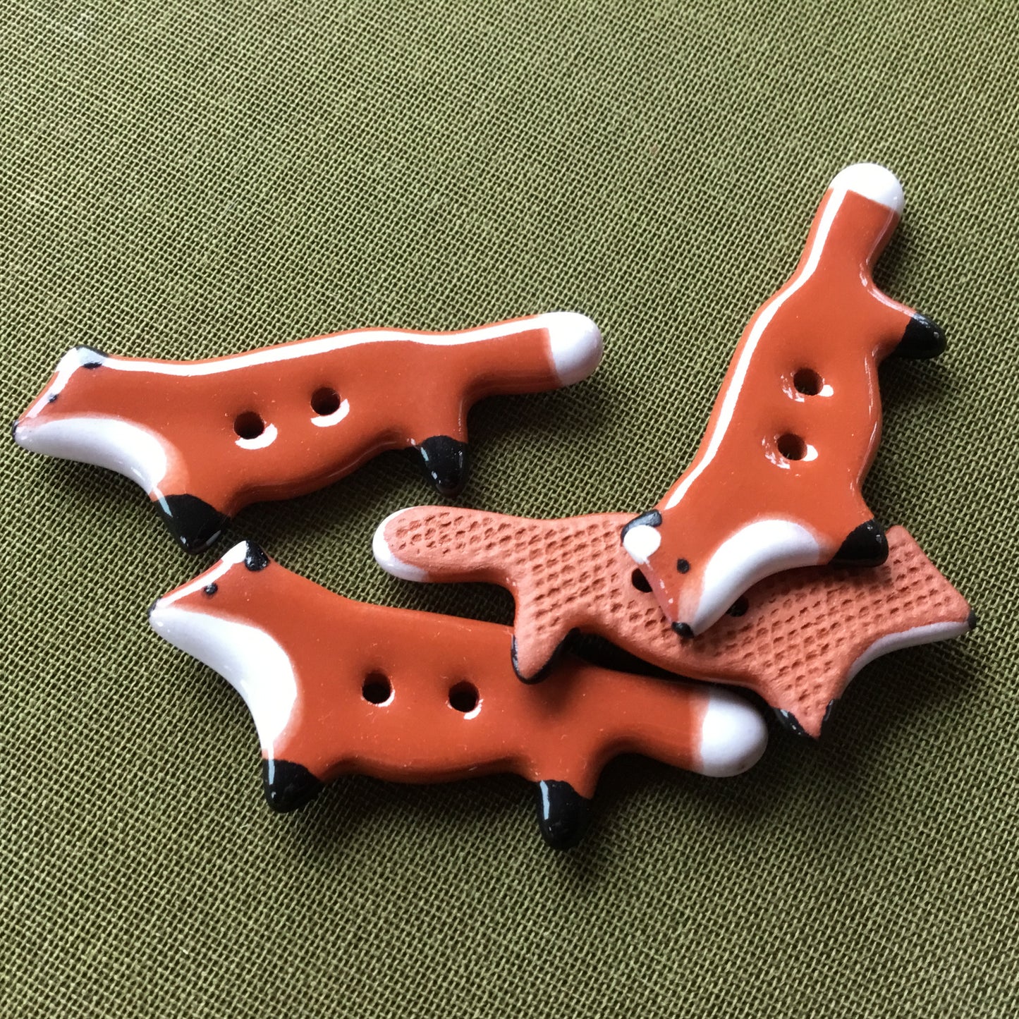 Fox Buttons  3/4" x 1-3/4"