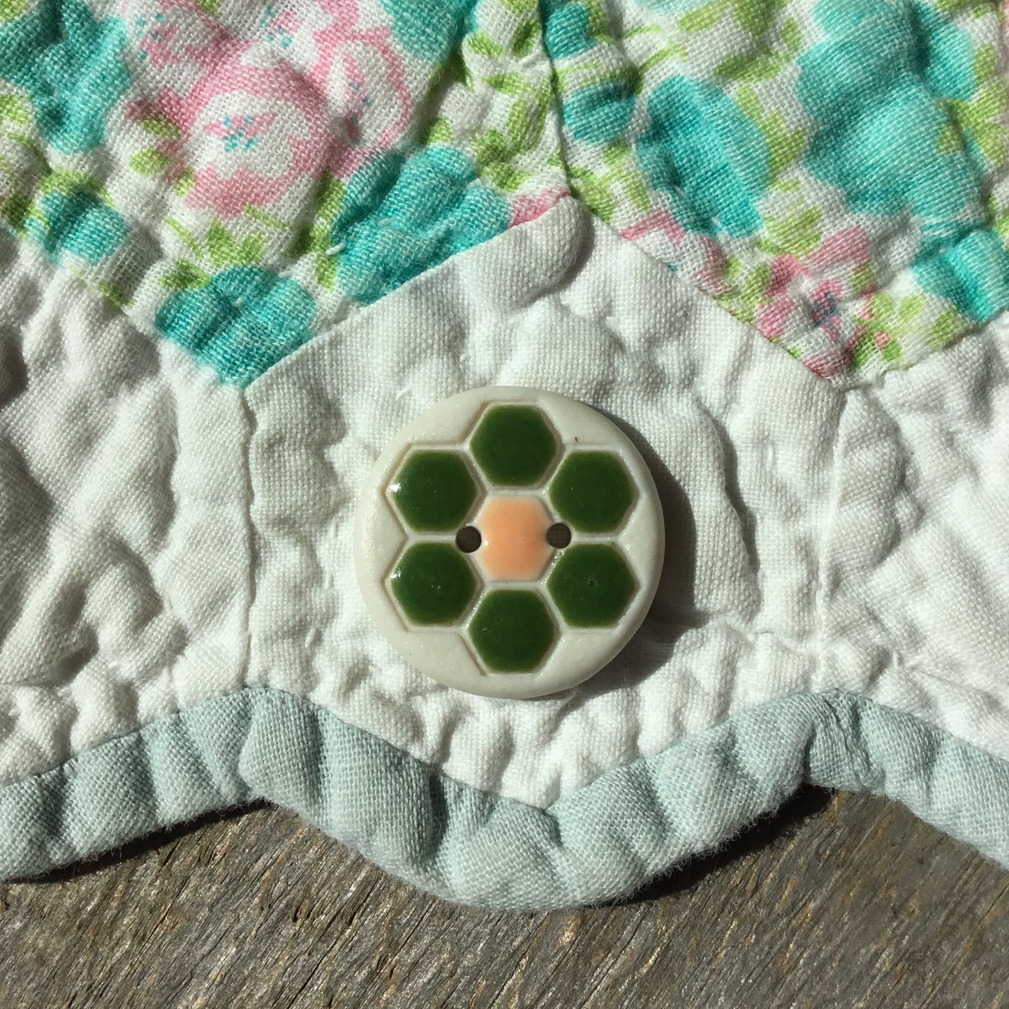 ‘Grandma’s Flower Garden’ Porcelain Button 7/8"