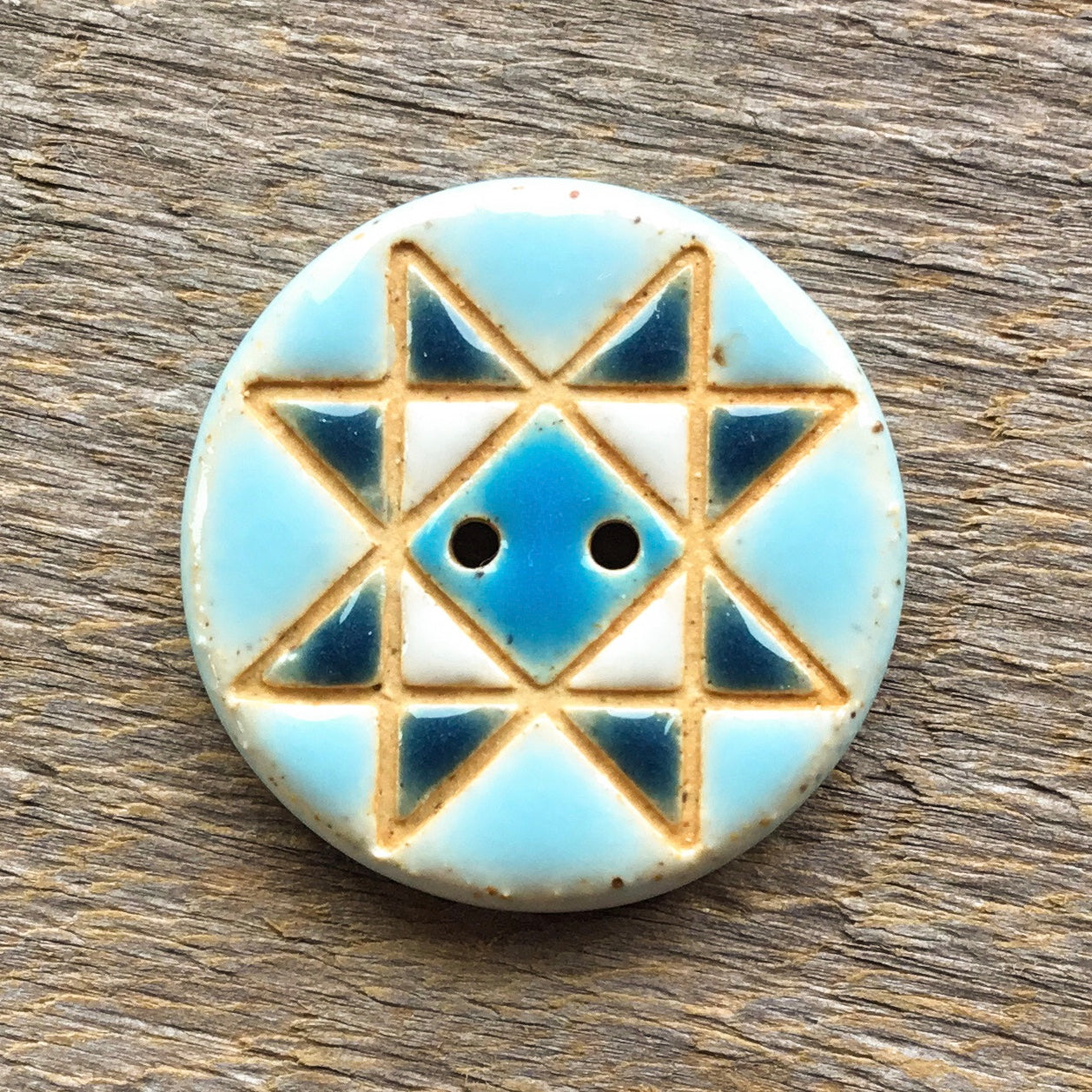 Ohio Star Quilt Block Stoneware Button 1-1/16"