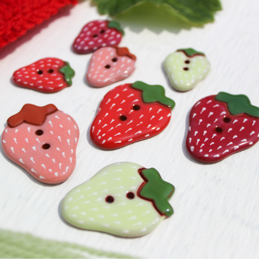 Glossy Strawberries Earthenware Buttons