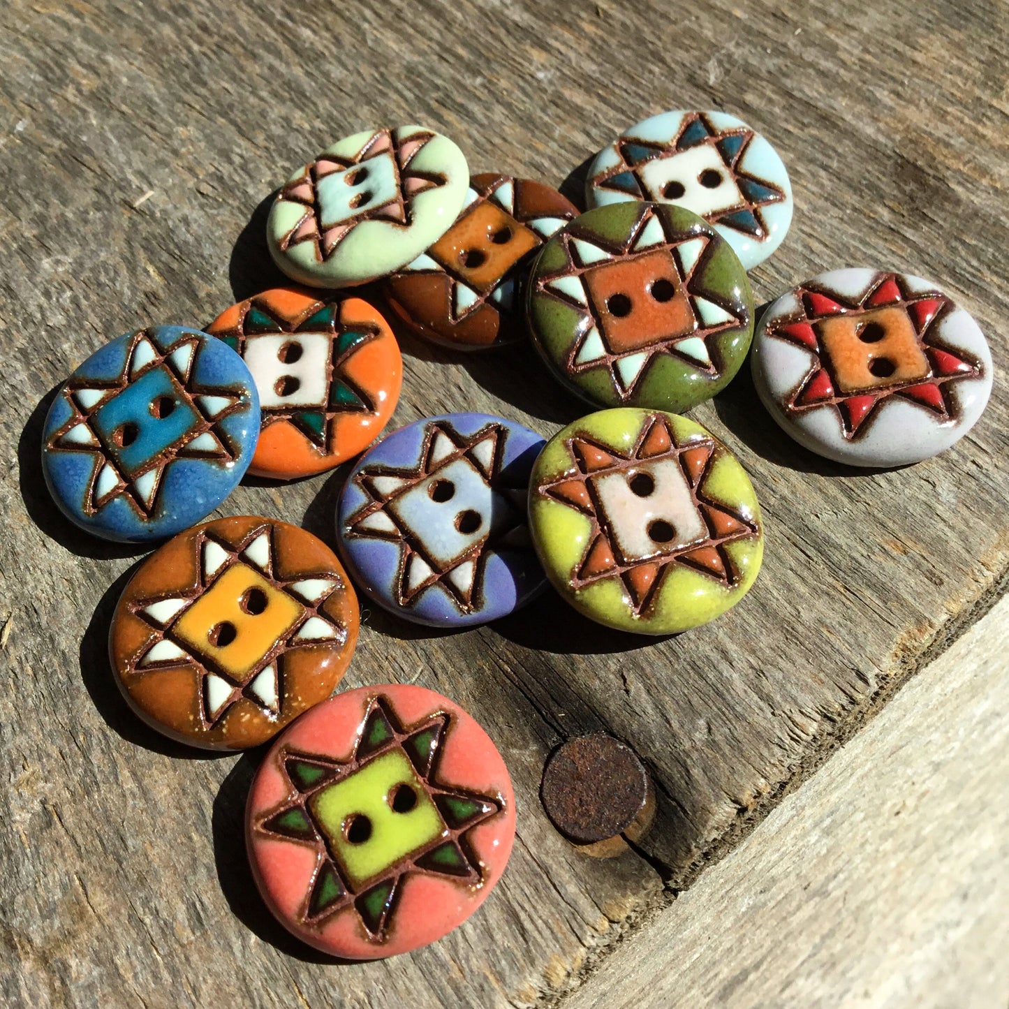 Sawtooth Quilt - Red Stoneware Button - two sizes