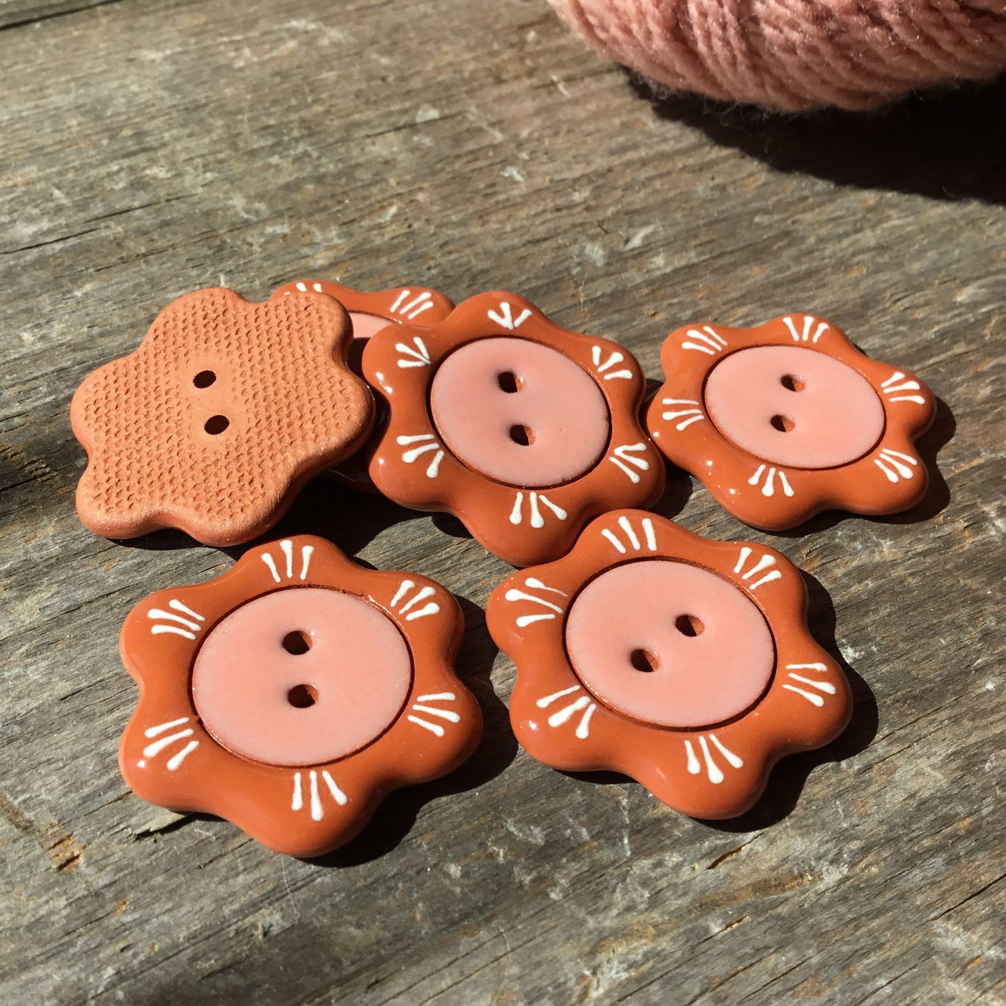 'Floral Darlings' Country Coral Button  1-1/8"