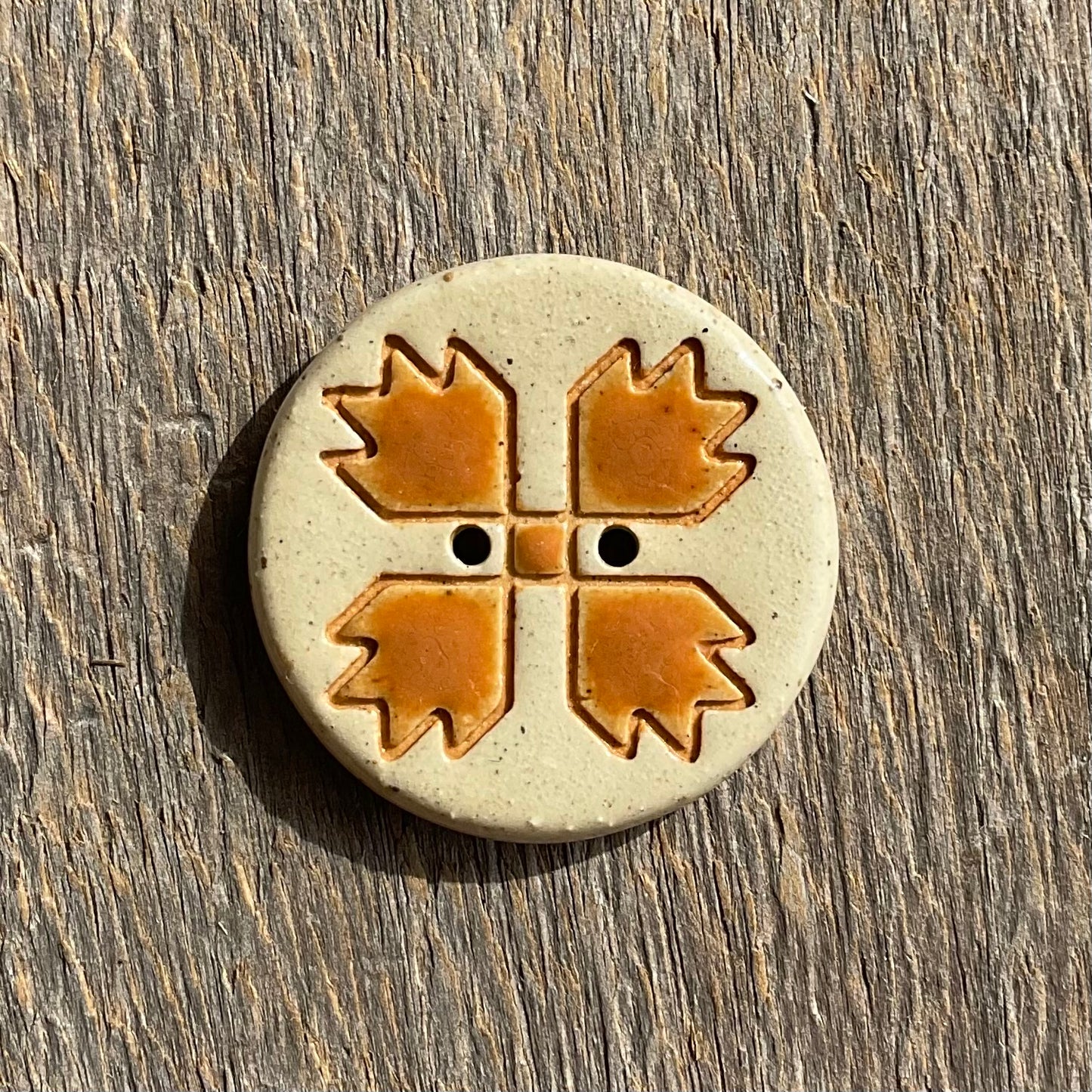 Stoneware Bear Paw Quilt Block Button  1-1/16”