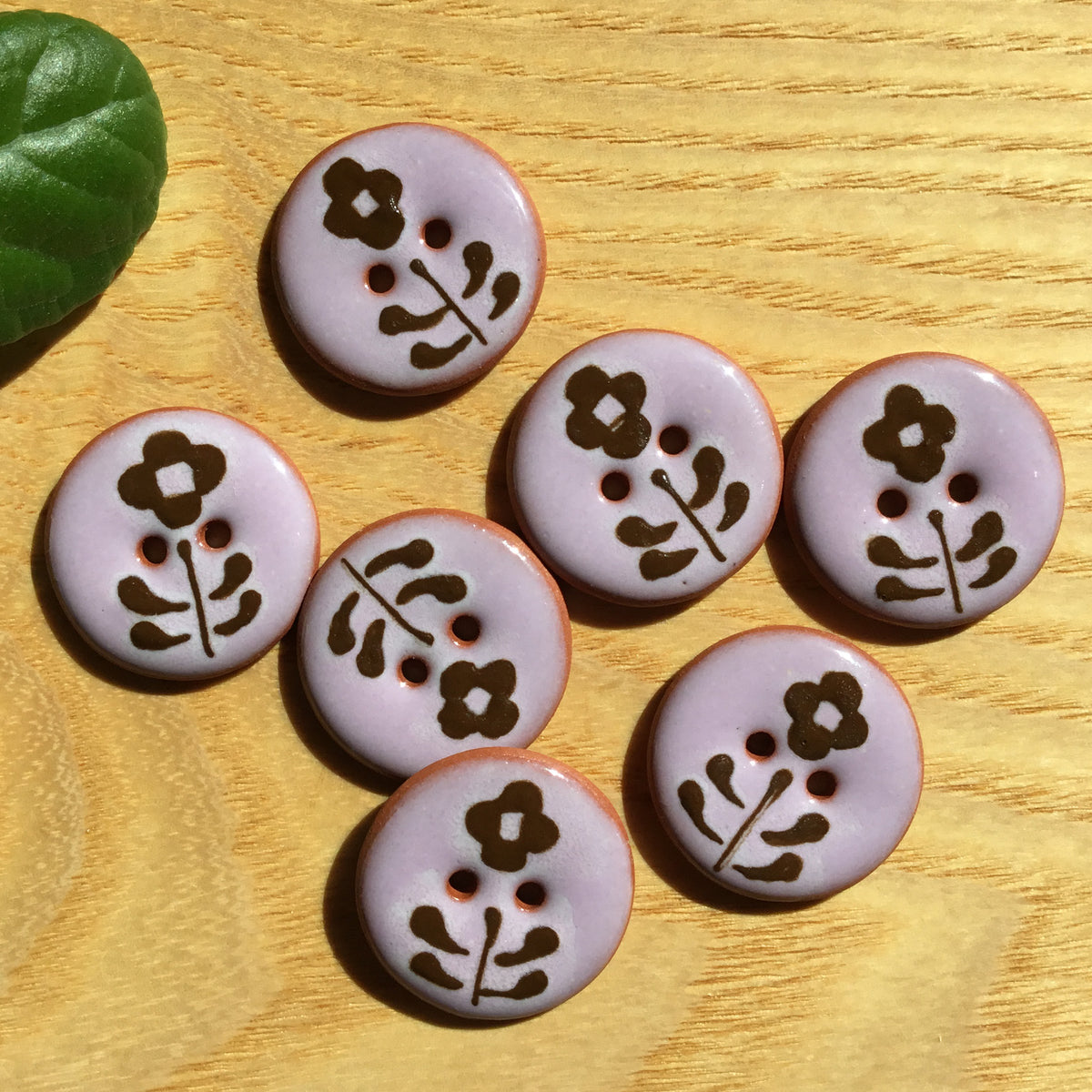 "Wallflower" Ceramic Button 7/8"