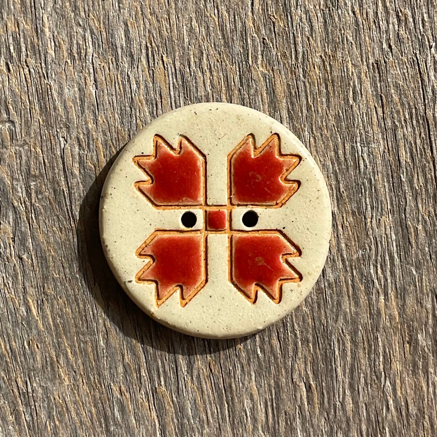Stoneware Bear Paw Quilt Block Button  1-1/16”